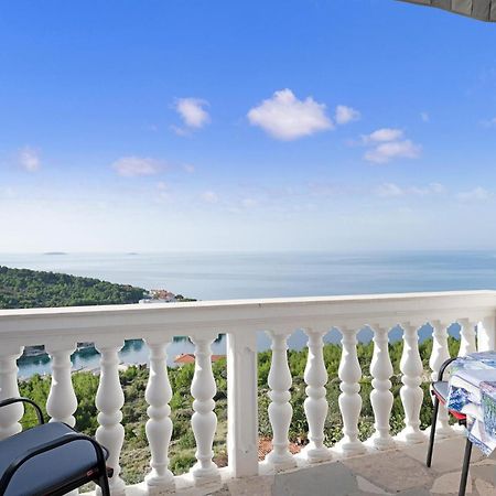 1 Bedroom Stunning Apartment In Primosten Luaran gambar