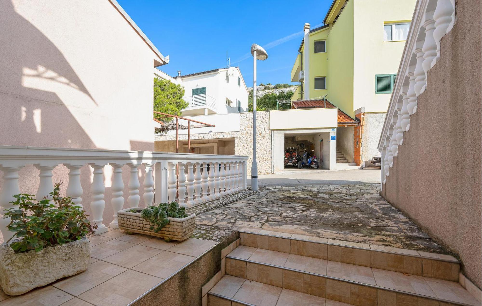 1 Bedroom Stunning Apartment In Primosten Luaran gambar
